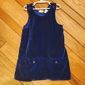 In Design dark blue sleeveless little girl size 6 dress